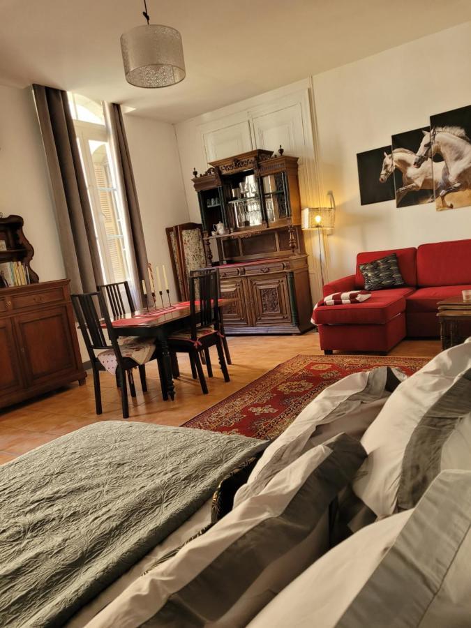 Studio Sequoia Au Pied Du Chateau Saumur Exteriör bild