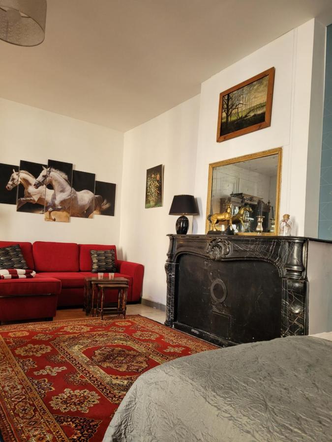 Studio Sequoia Au Pied Du Chateau Saumur Exteriör bild